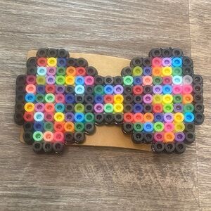 NWOT HANDMADE Perler hair bow clip